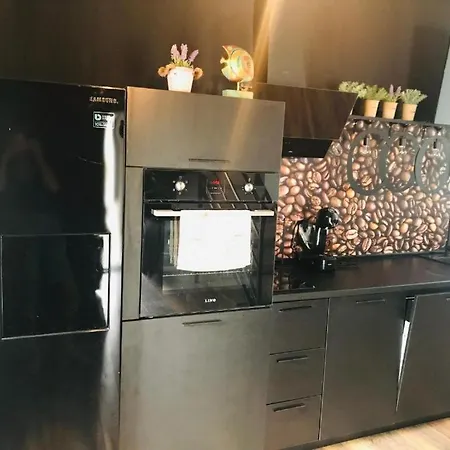 омния Lägenhet Tjernomorets